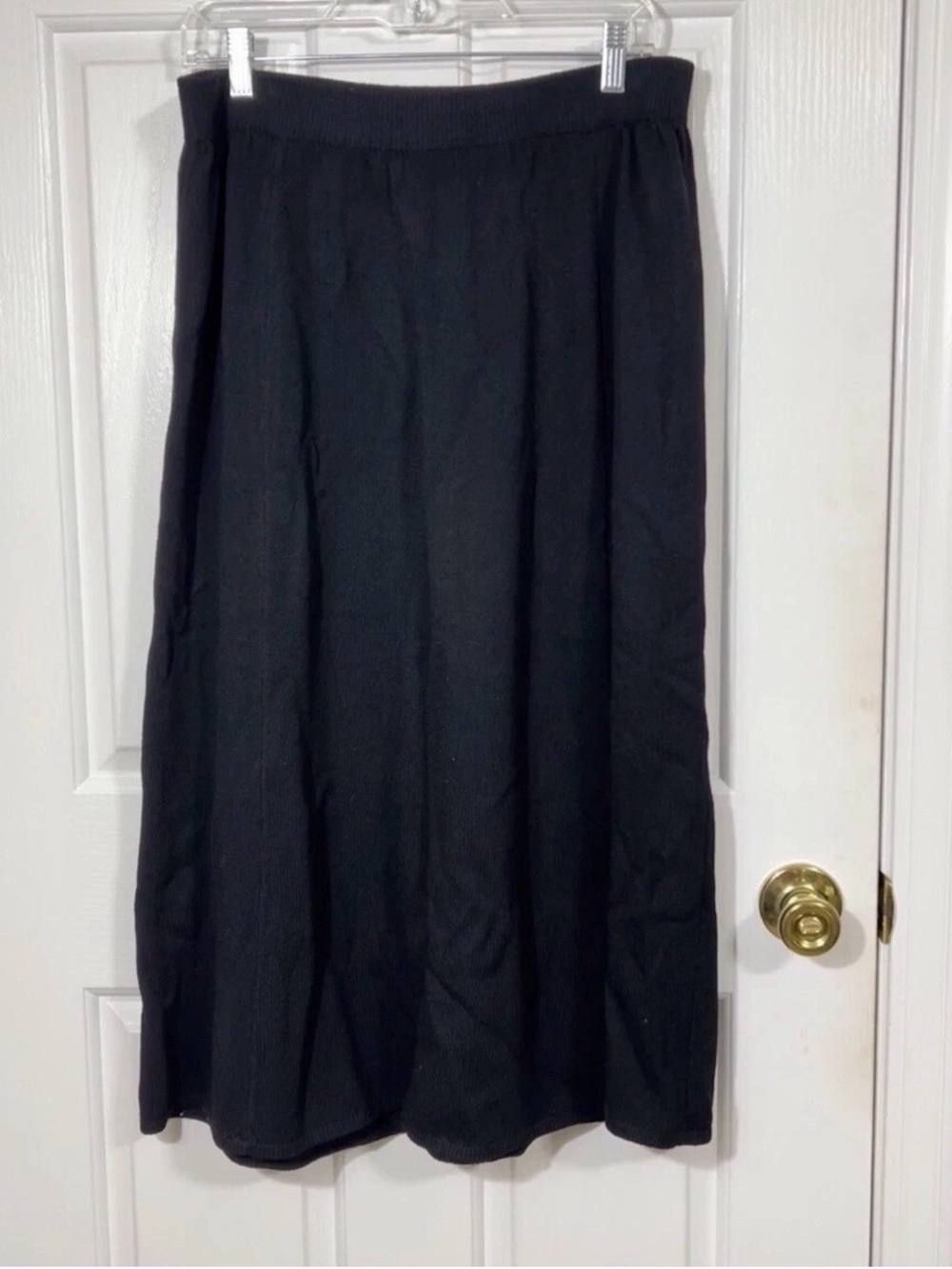 St John Separates Black Knit Maxi Skirt Size 12 Made In USA Santana Knit